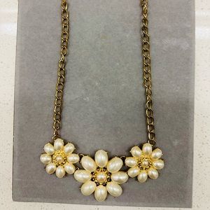 flower gold necklace